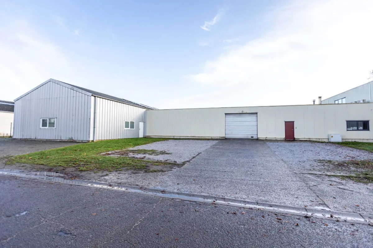 Commerce à louer à Wavre 1300 3500.00€  chambres 510.00m² - Annonce 677385