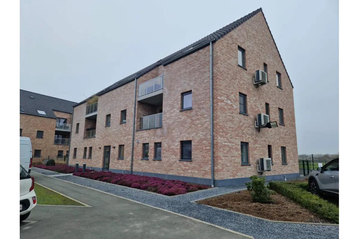 Appartement à  à Bassilly 7830 790.00€ 1 chambres 70.00m² - Annonce 677370