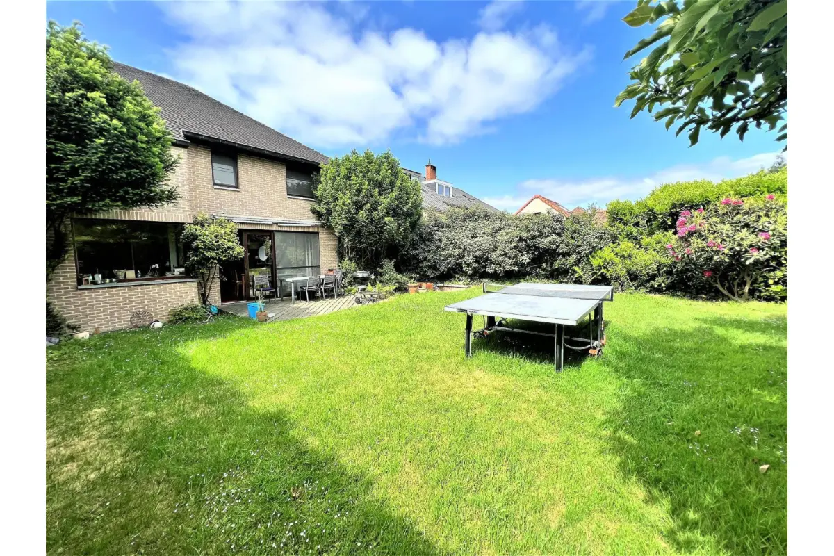 Huis te  huur in Linkebeek 1630 2650.00€ 3 slaapkamers 205.00m² - Zoekertje 678128