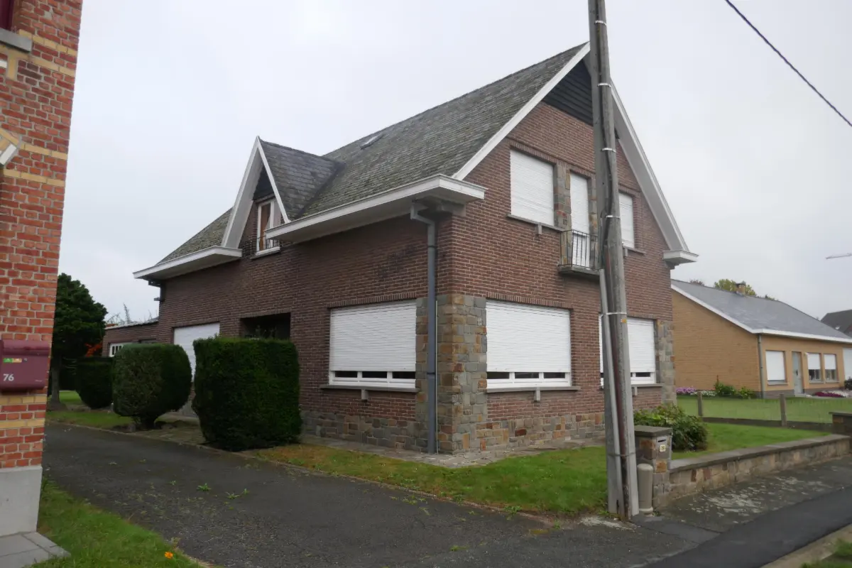 Huis te  koop in Nieuwenrode 1880 450000.00€ 1962 slaapkamers m² - Zoekertje 678275