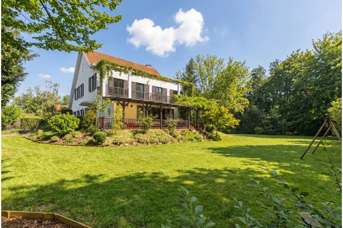 Villa te  koop in Sint-Stevens-Woluwe 1932 1095000.00€ 6 slaapkamers 543.00m² - Zoekertje 678019