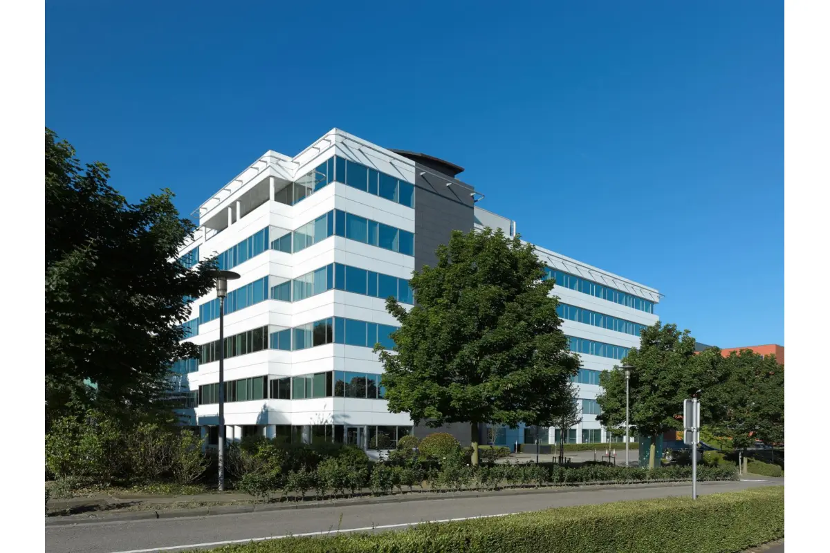 Commerce à louer à Diegem 1831 8483.00€  chambres 754.00m² - Annonce 677707