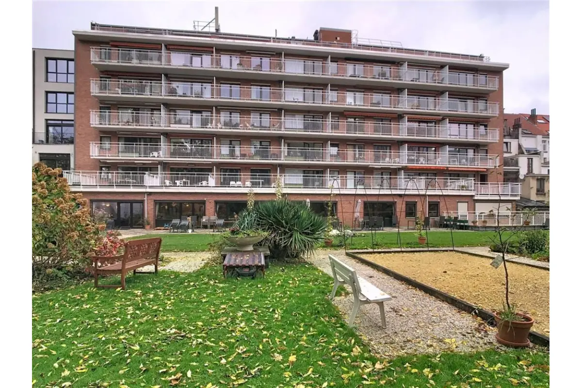 Appartement à  à Woluwe-Saint-Lambert 1200 195000.00€ 1 chambres 55.00m² - Annonce 677685