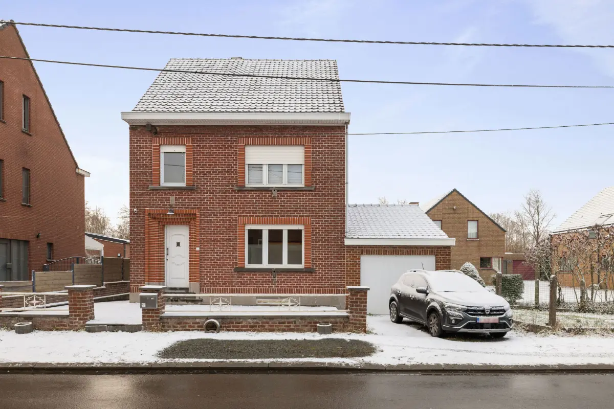 Huis te  koop in Galmaarden 1570 341000.00€ 3 slaapkamers 168.00m² - Zoekertje 677610