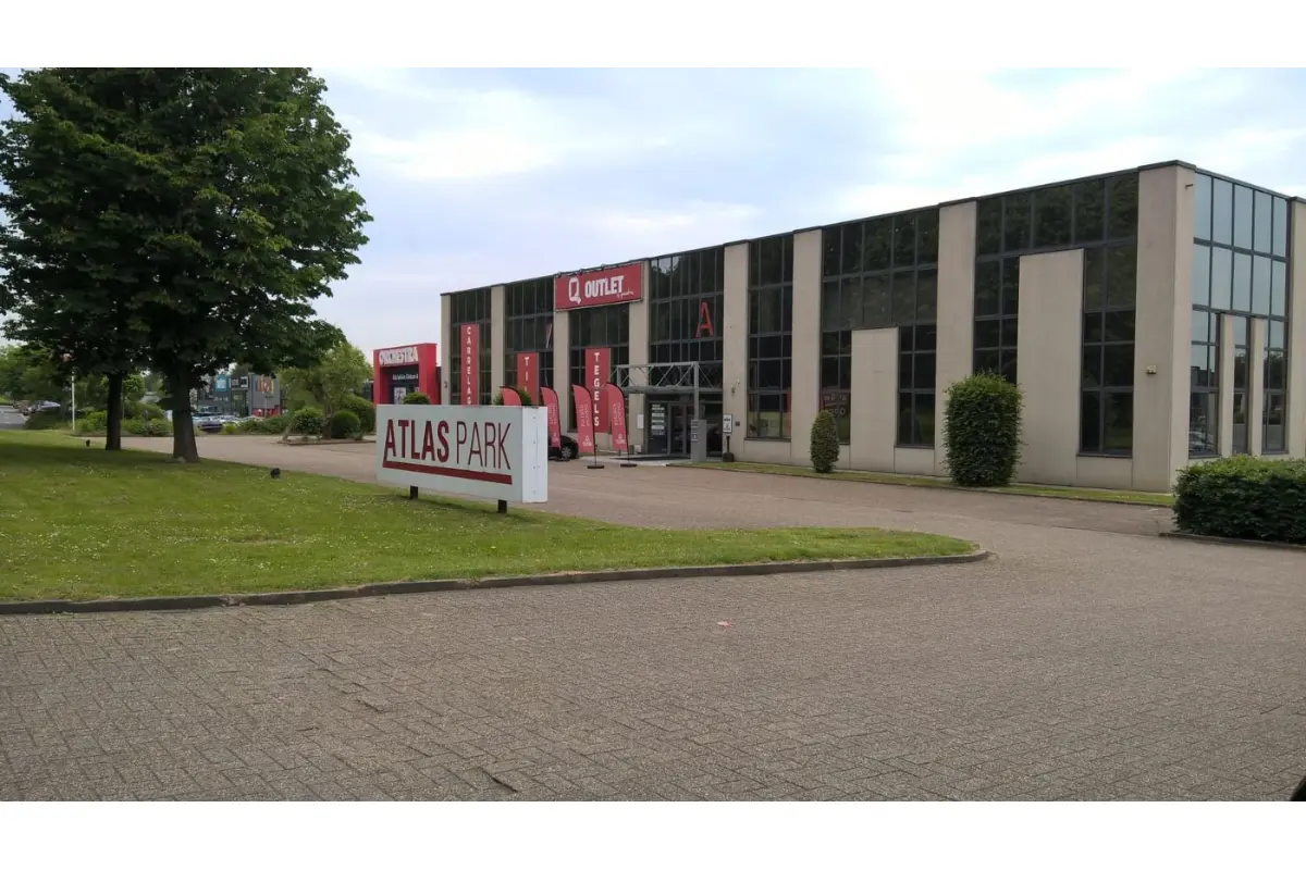 Commerce à louer à Zaventem 1930 1700.00€  chambres m² - Annonce 677719