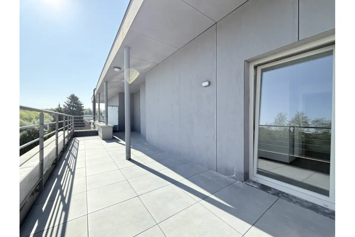 Appartement te  huur in Nijvel 1400 920.00€ 1 slaapkamers 72.00m² - Zoekertje 678940