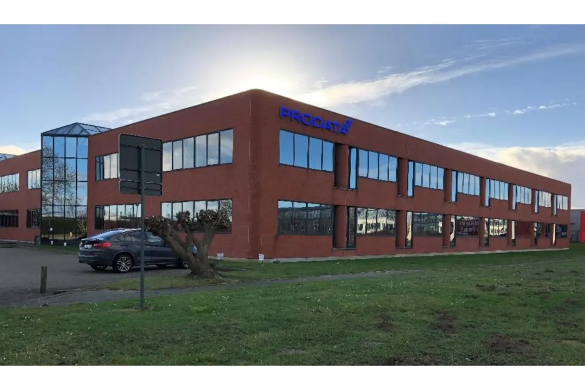 Commerce à louer à Zaventem 1930 7500.00€  chambres 1125.00m² - Annonce 681267