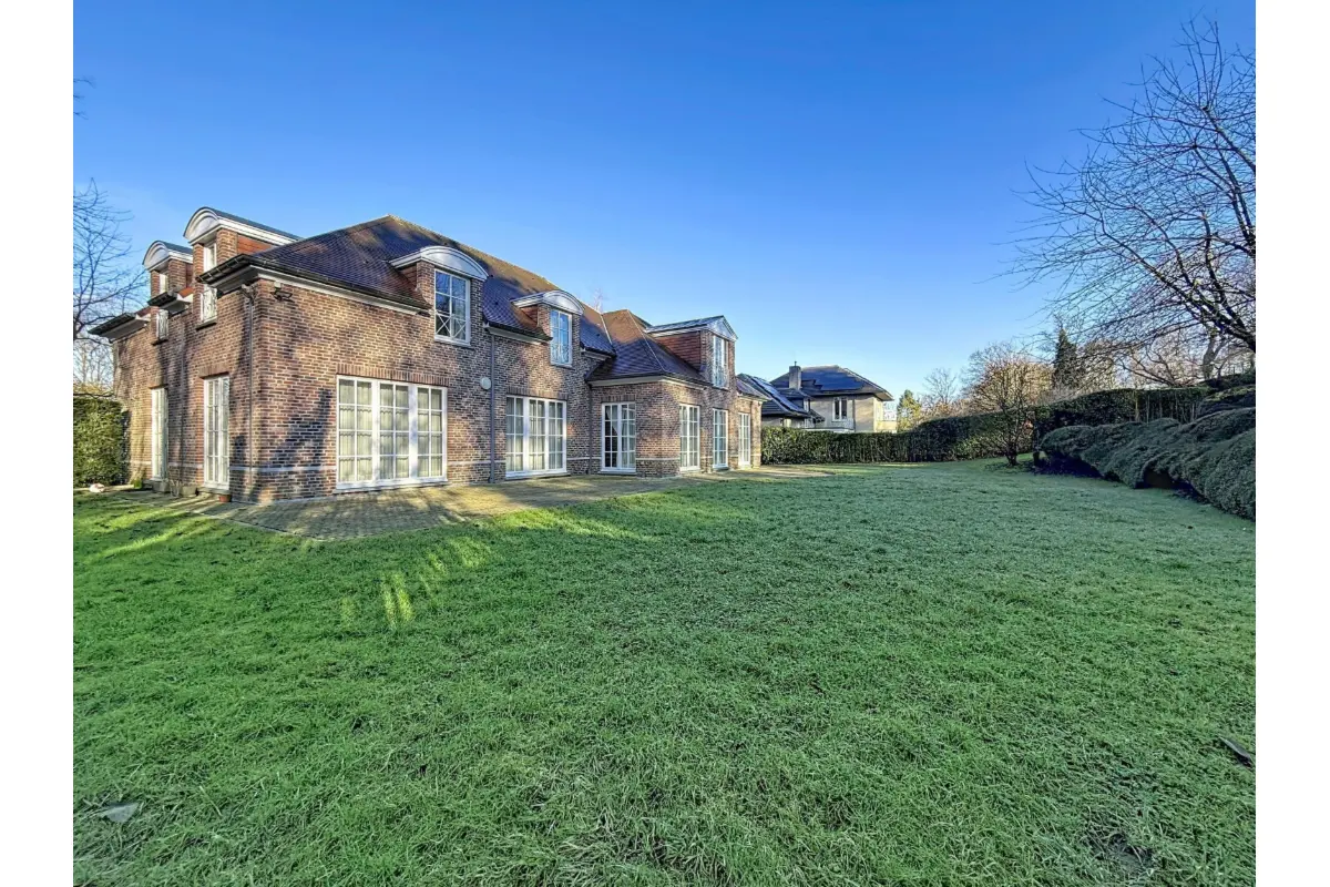 Maison à louer à Kraainem 1950 3900.00€ 5 chambres 505.00m² - Annonce 682941