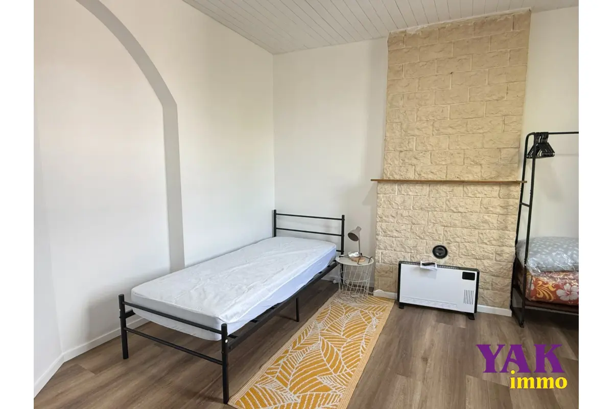 Kot à  à Ransart 6043 450.00€ 1 chambres 135.00m² - Annonce 684579