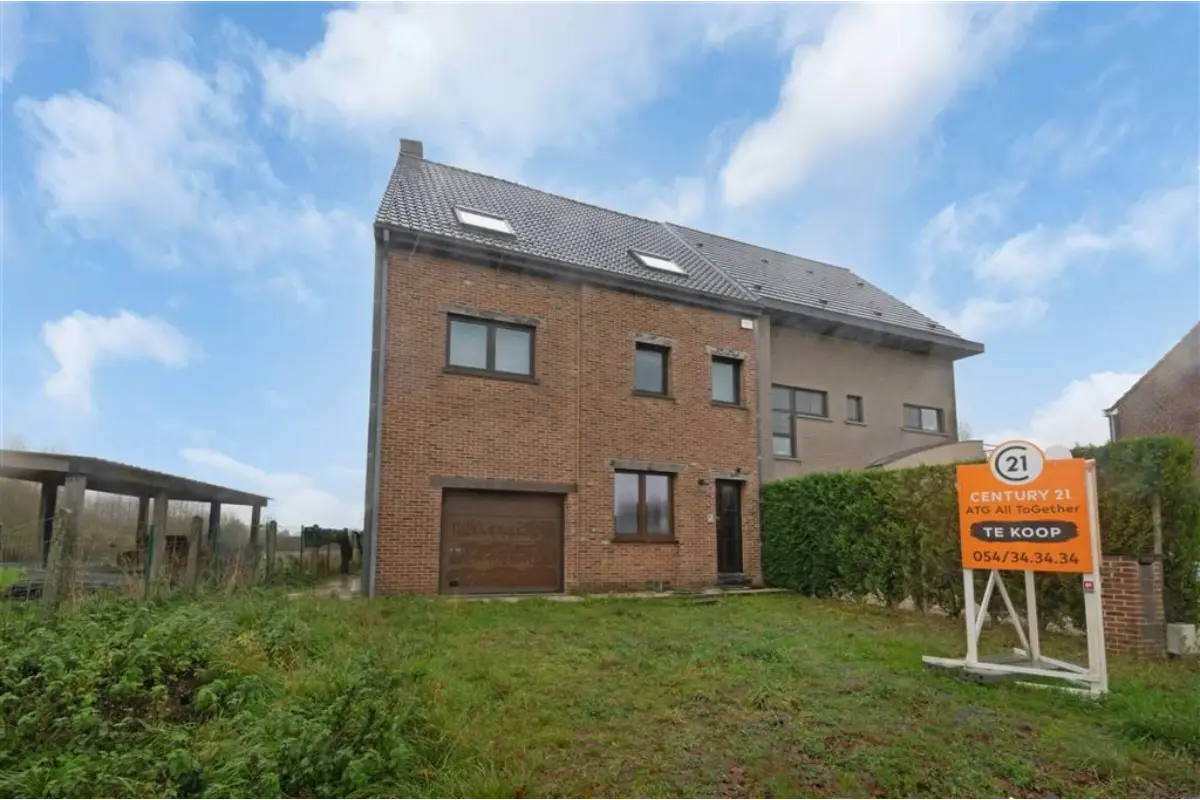 Huis te  koop in Kester 1755 369000.00€ 3 slaapkamers 174.00m² - Zoekertje 685035