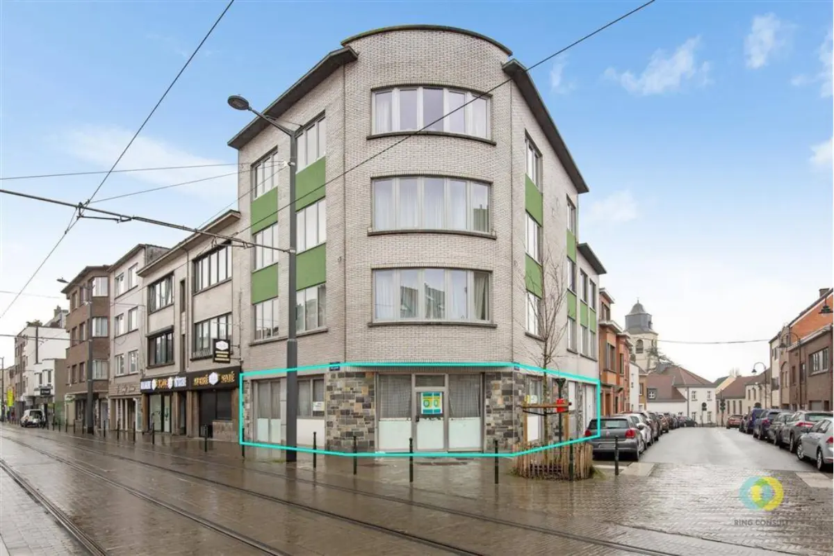 Commerce à  à Neder-Over-Heembeek 1120 1800.00€  chambres 95.00m² - Annonce 686124