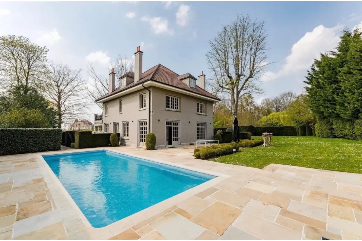 Maison à vendre à Rhode-Saint-Genese 1640 2850000.00€ 5 chambres 550.00m² - Annonce 689070