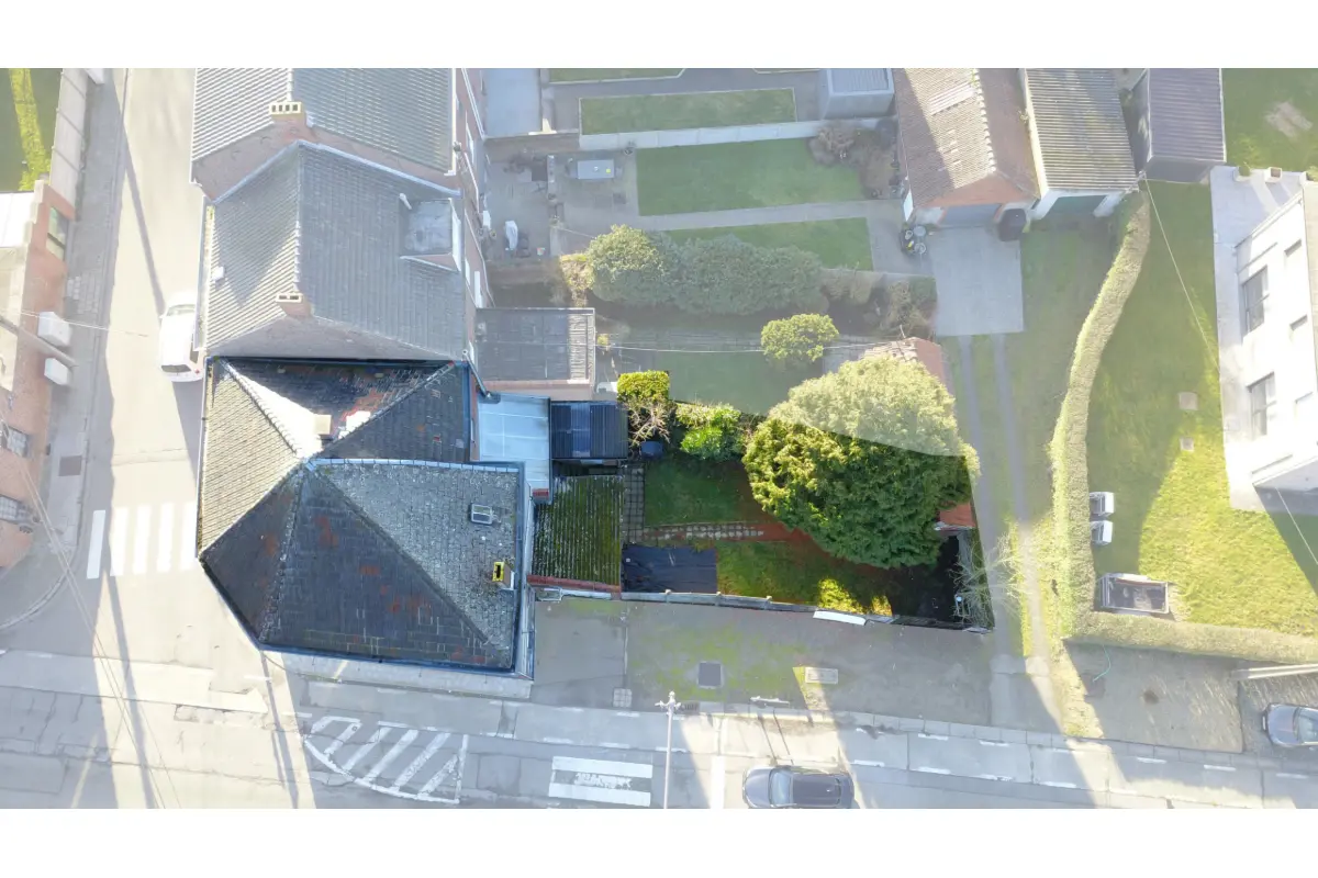 Appartementsgebouw te  in Edingen 7850 300000.00€ 4 slaapkamers 200.00m² - Zoekertje 691097