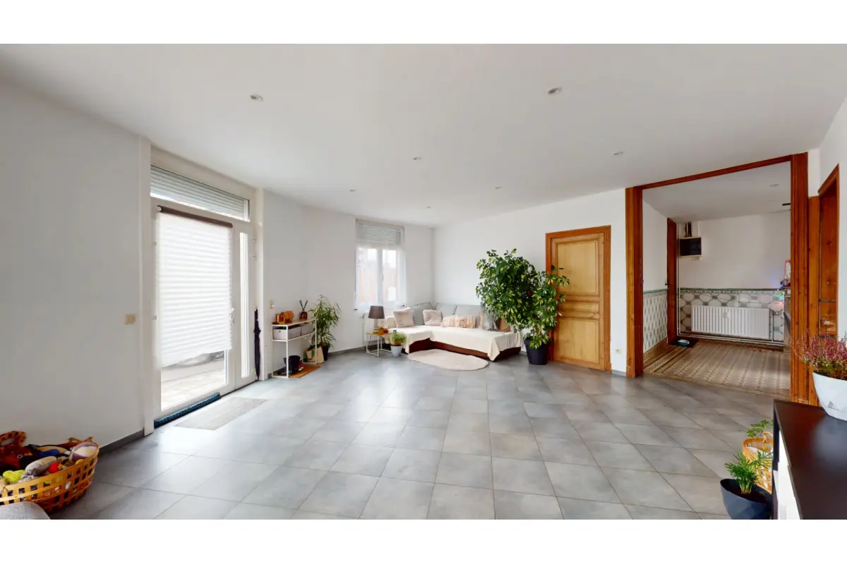 Appartementsgebouw te  in Edingen 7850 300000.00€ 4 slaapkamers 200.00m² - Zoekertje 691097