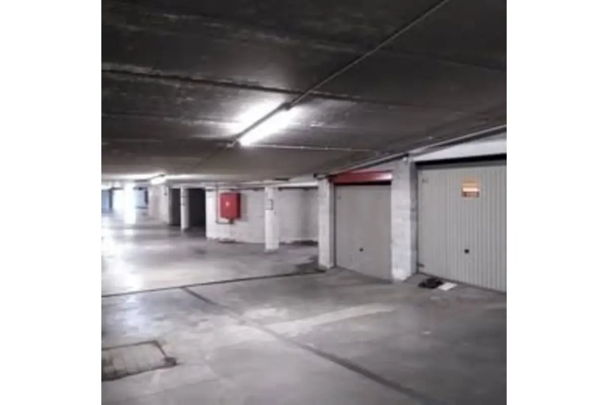 Parking / garage à vendre à Nivelles 1400 16900.00€  chambres m² - Annonce 695580