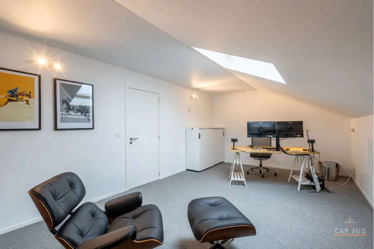 Commerce à louer à Waterloo 1410 450.00€  chambres 25.00m² - Annonce 693178