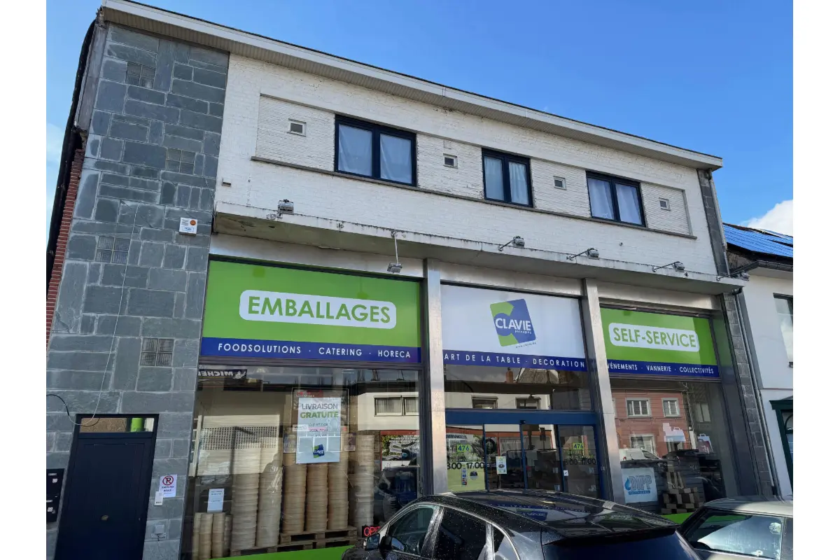 Commerce à louer à Waterloo 1410 10000.00€  chambres 800.00m² - Annonce 695450