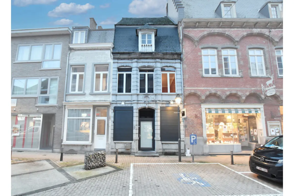 Appartementsgebouw te  in Edingen 7850 245000.00€ 1 slaapkamers 160.00m² - Zoekertje 695004