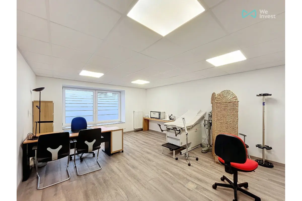 Commerce à louer à Tubize 1480 800.00€  chambres 37.00m² - Annonce 695447