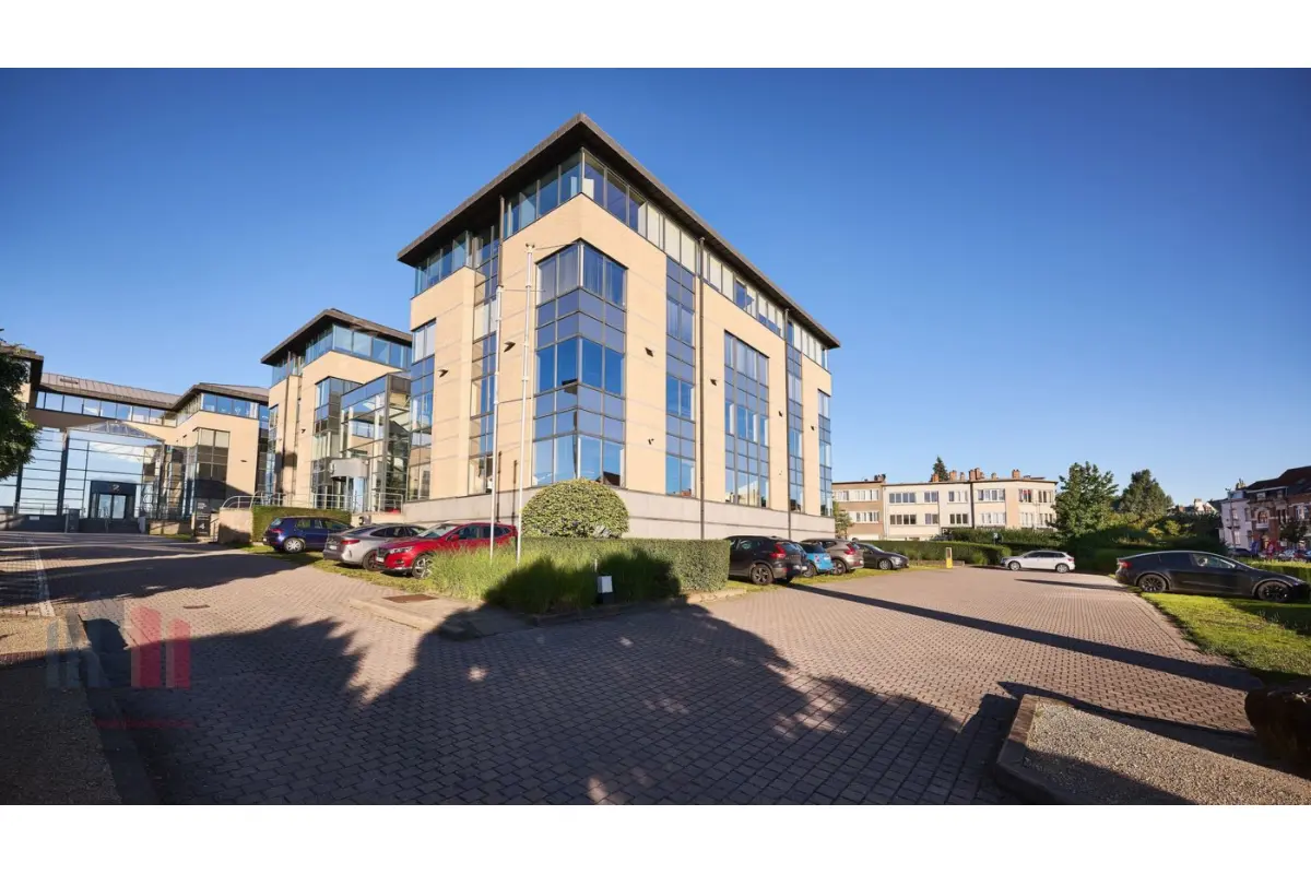 Commerce à louer à Dilbeek 1700 4281.00€  chambres 411.00m² - Annonce 694836