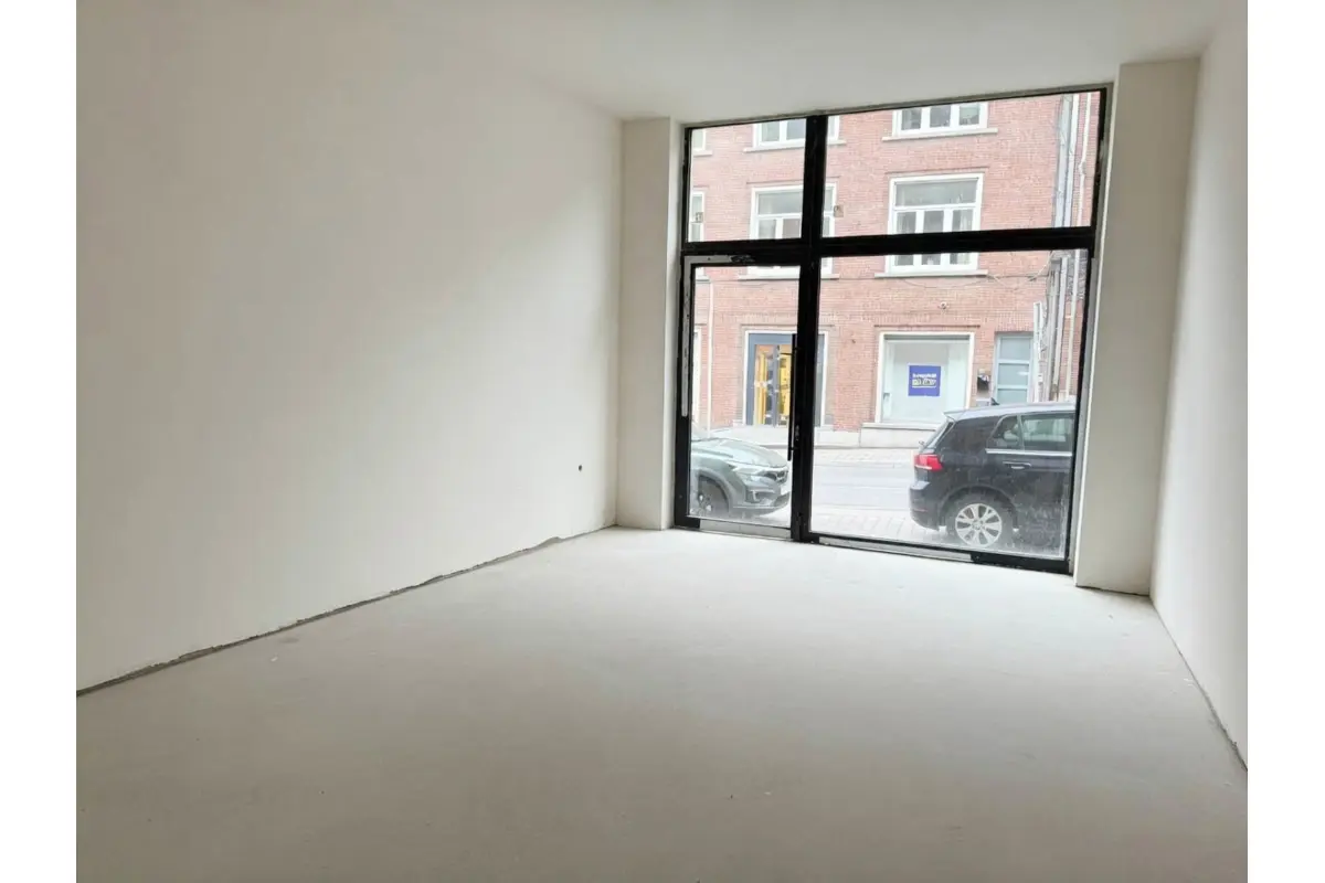 Handelszaak te  huur in Nijvel 1400 900.00€  slaapkamers 60.00m² - Zoekertje 695954