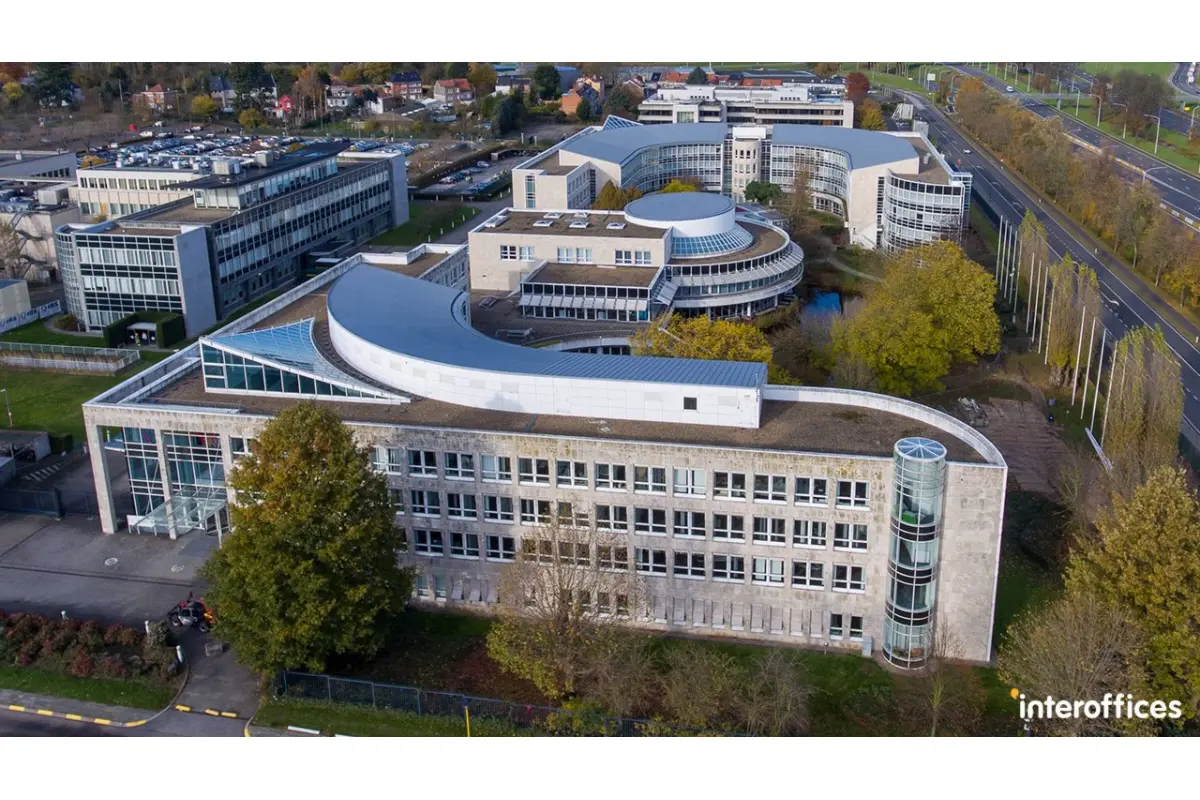 Commerce à louer à Strombeek-Bever 1853 3200.00€  chambres m² - Annonce 695736