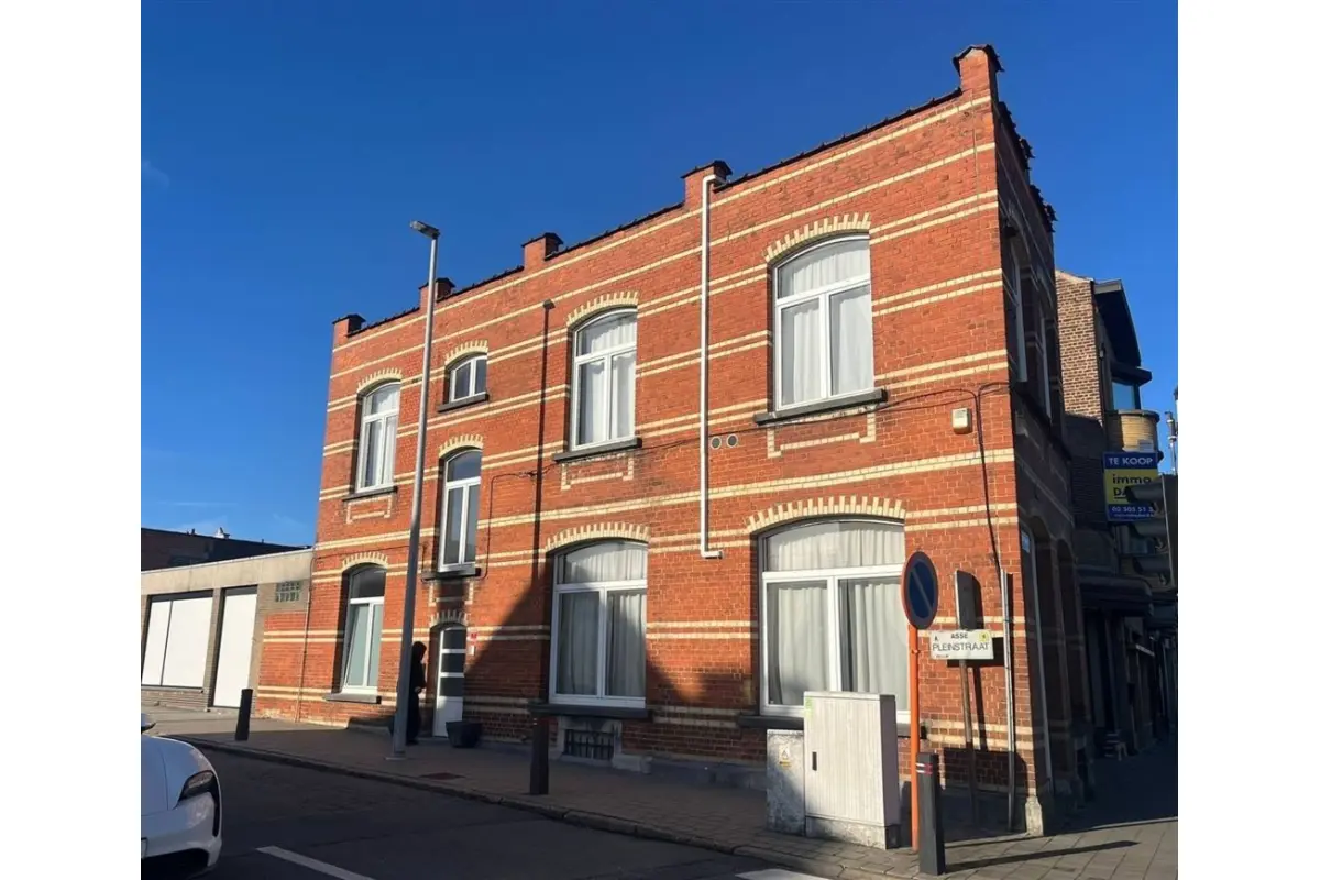 Maison à vendre à Zellik 1731 415000.00€ 3 chambres 150.00m² - Annonce 698091