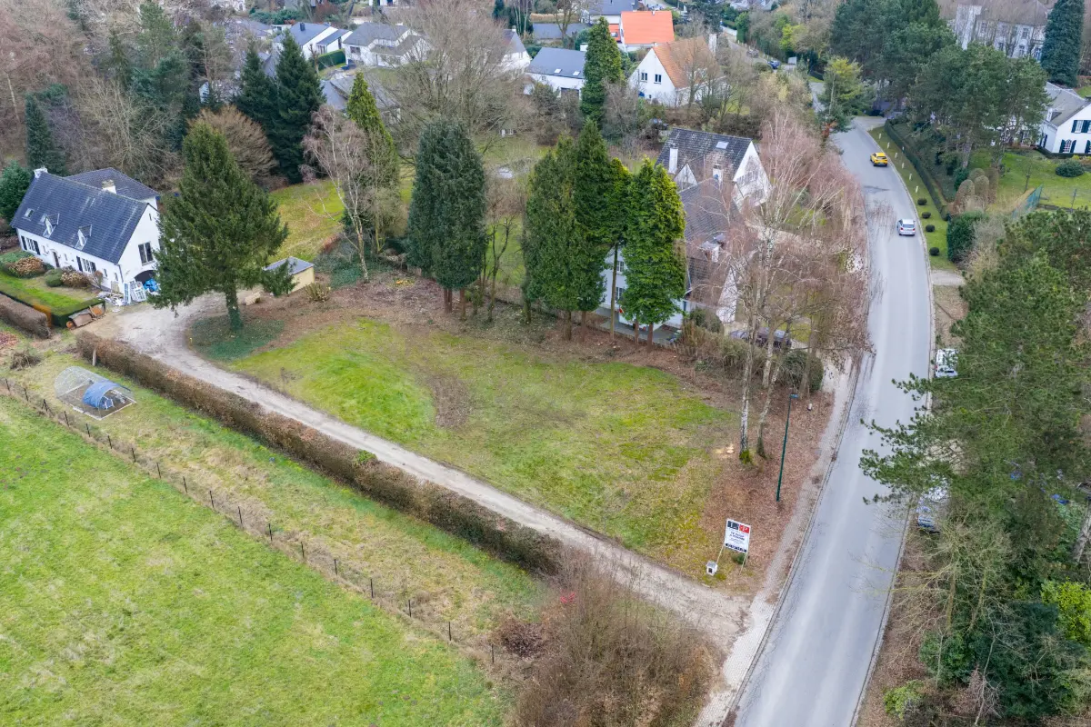Terrain à vendre à Rhode-Saint-Genese 1640 535000.00€  chambres m² - Annonce 789019