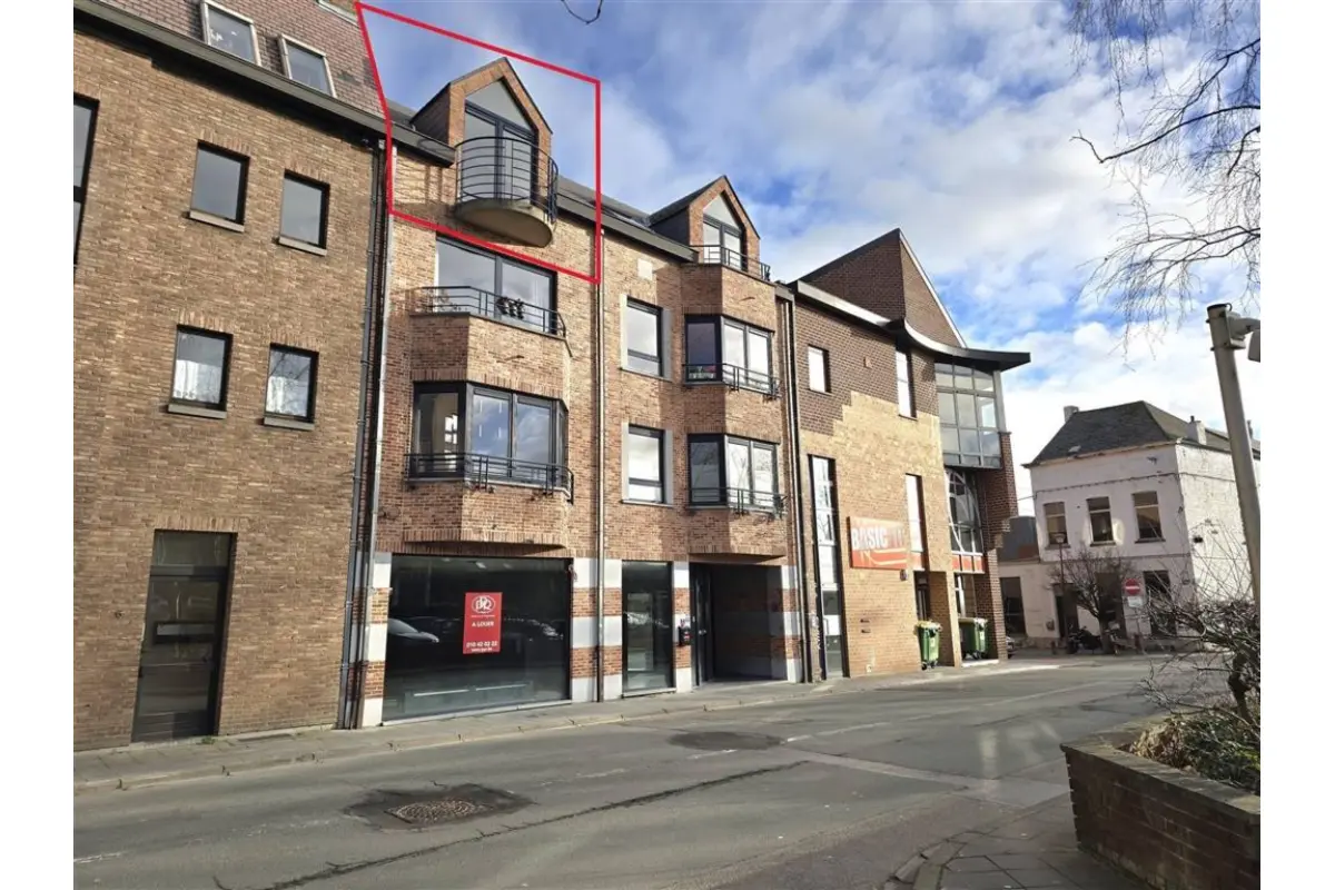 Appartement te  huur in Waver 1300 975.00€ 2 slaapkamers 70.00m² - Zoekertje 698715