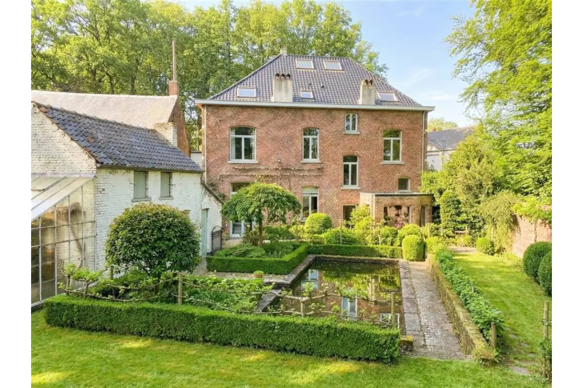 Huis te  koop in Itter 1460 850000.00€ 7 slaapkamers 330.00m² - Zoekertje 699824