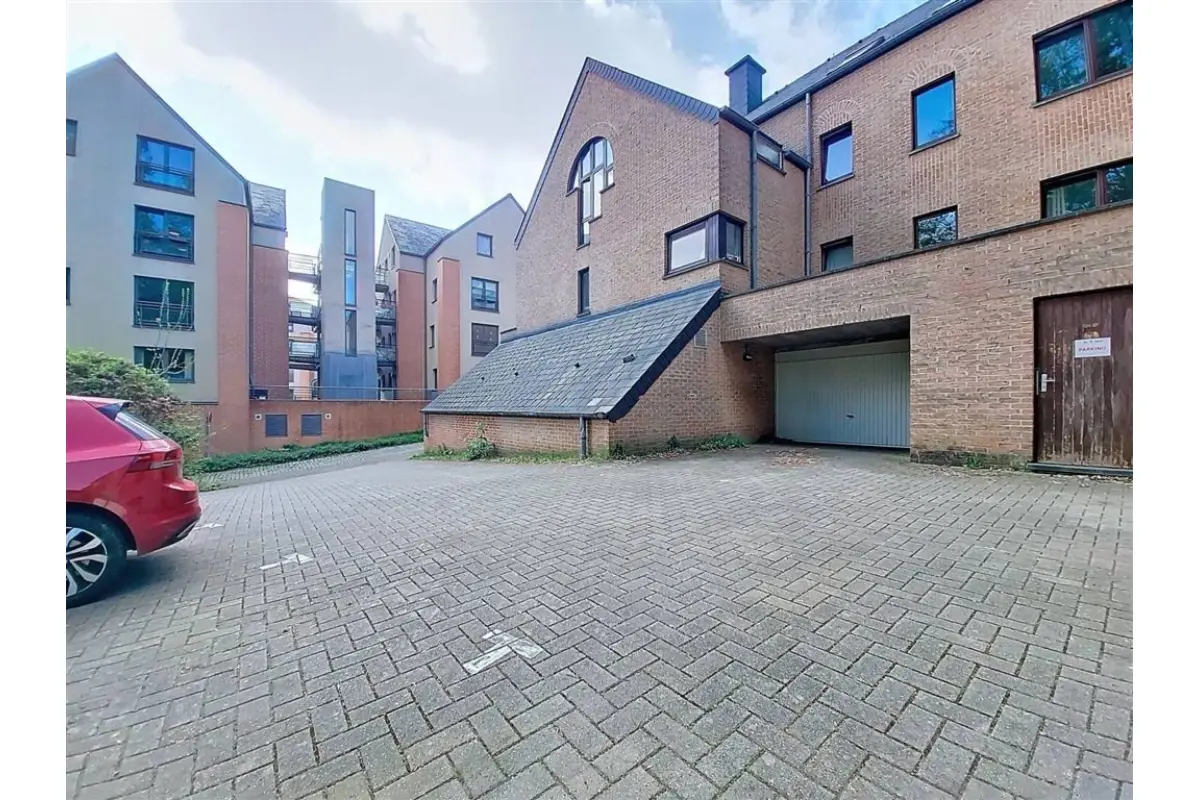 Parking & garage te  koop in Louvain-la-Neuve 1348 33000.00€  slaapkamers m² - Zoekertje 744377