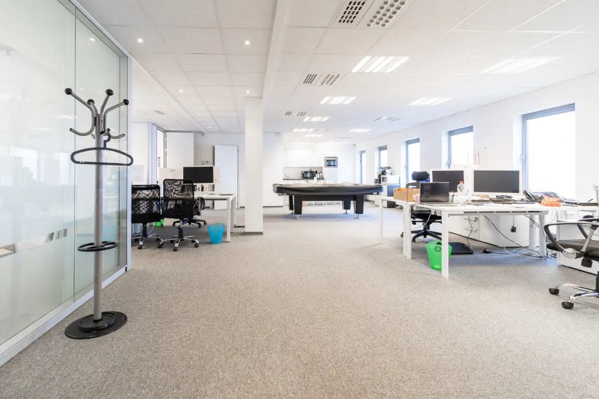 Handelszaak te  huur in Waver 1300 2650.00€  slaapkamers 170.00m² - Zoekertje 700742