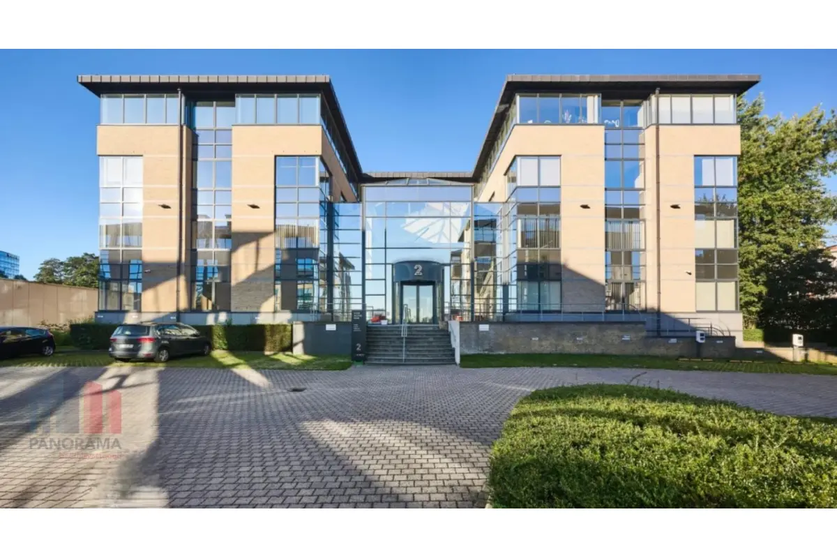 Commerce à louer à Dilbeek 1700 4104.00€  chambres 394.00m² - Annonce 700438