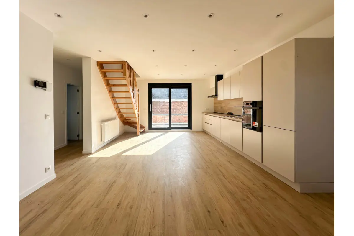 Appartement te  huur in Nijvel 1400 1300.00€ 3 slaapkamers 115.00m² - Zoekertje 702125