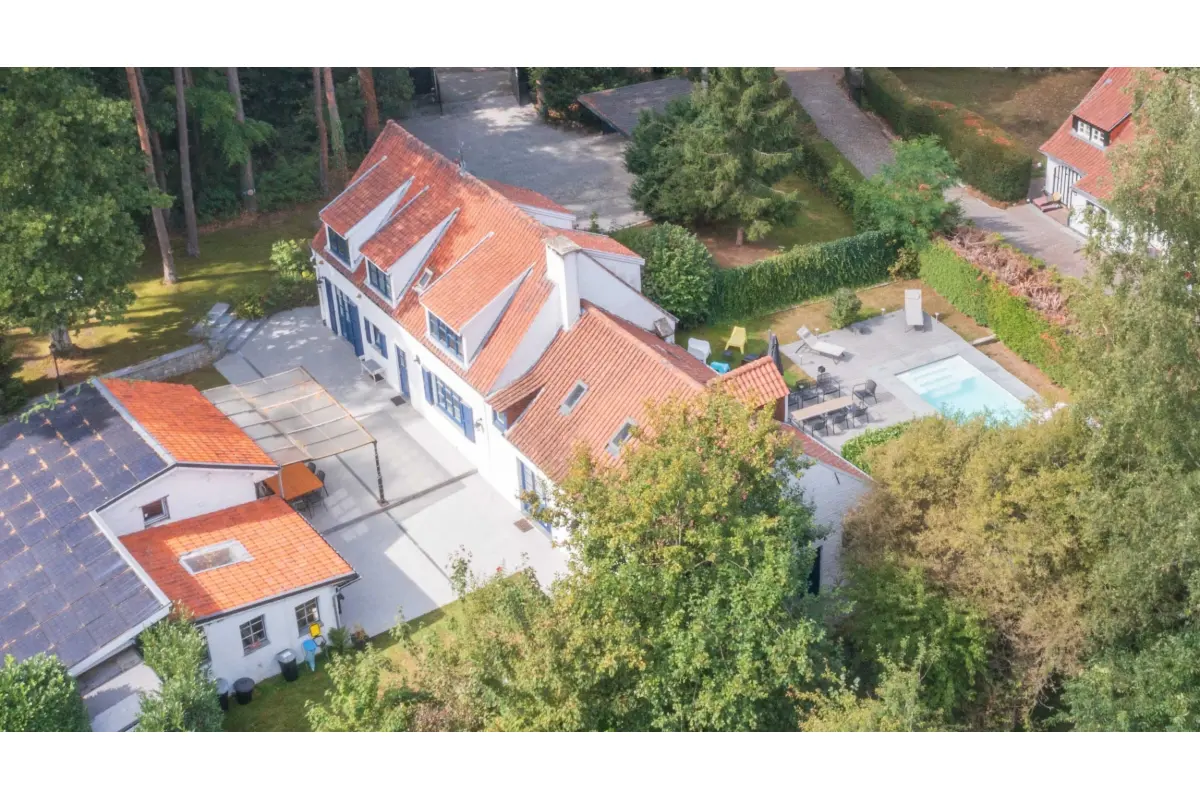 Huis te  in Bierges 1301 945000.00€ 5 slaapkamers 258.00m² - Zoekertje 703654