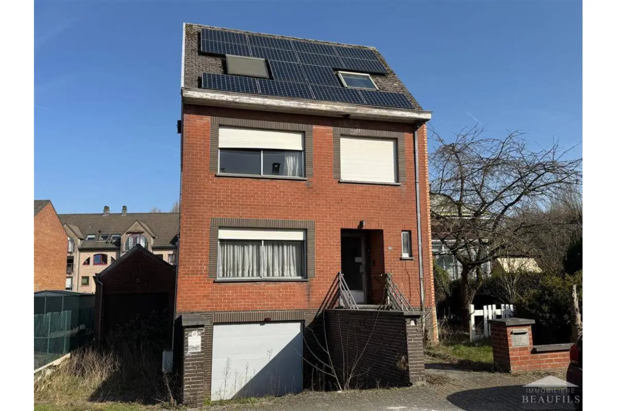 Huis te  koop in Nijvel 1400 300000.00€ 4 slaapkamers 177.00m² - Zoekertje 704009
