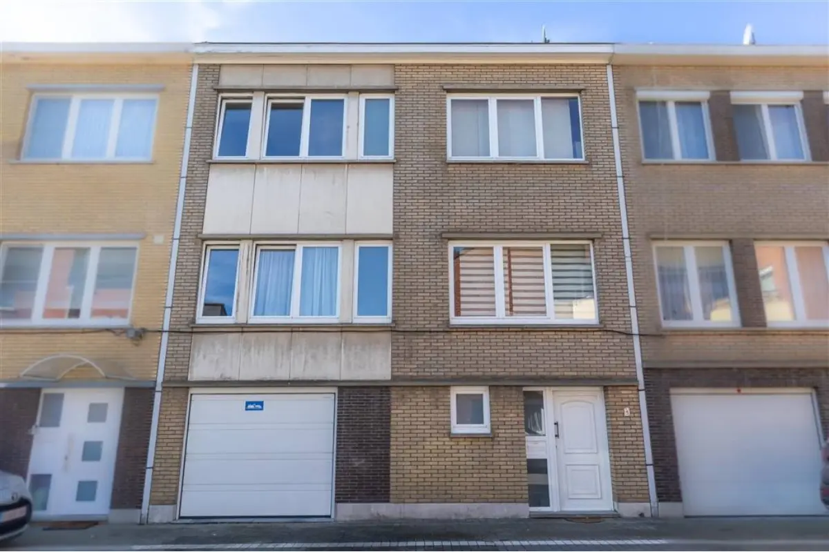 Huis te  koop in Lot 1651 415000.00€ 3 slaapkamers 125.00m² - Zoekertje 704948