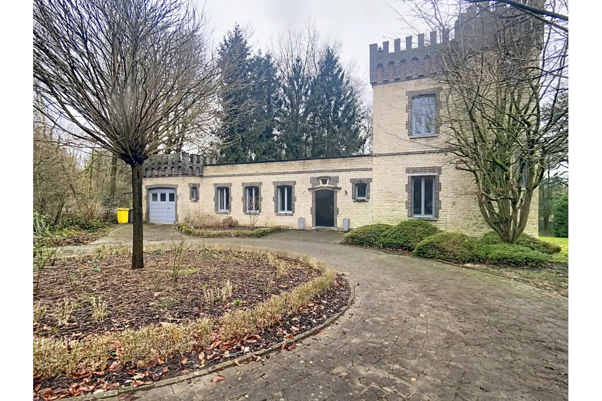Maison à louer à Zaventem 1930 2500.00€ 4 chambres 349.00m² - Annonce 705429