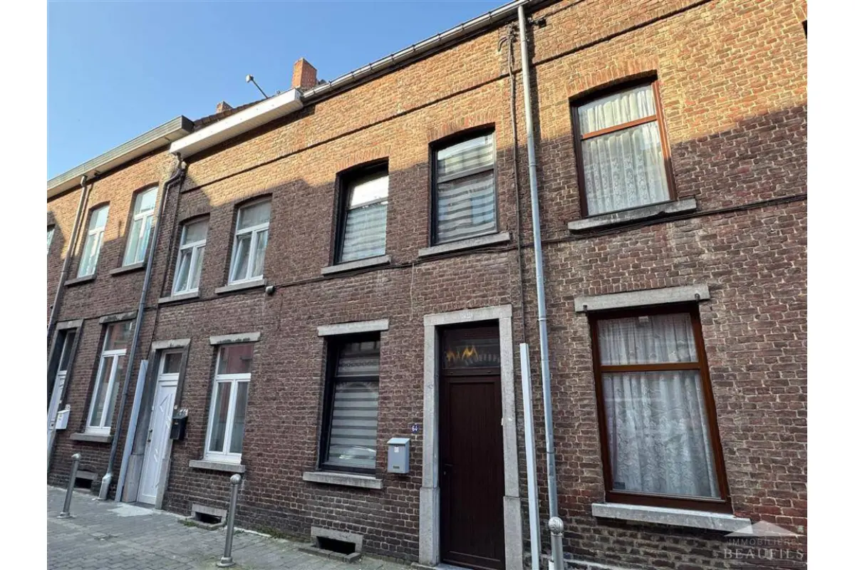 Huis te  koop in Nijvel 1400 195000.00€ 2 slaapkamers 77.00m² - Zoekertje 705784