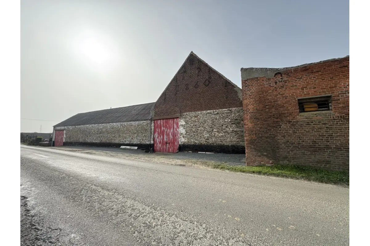 Box à louer à Tubize 1480 900.00€  chambres m² - Annonce 706390