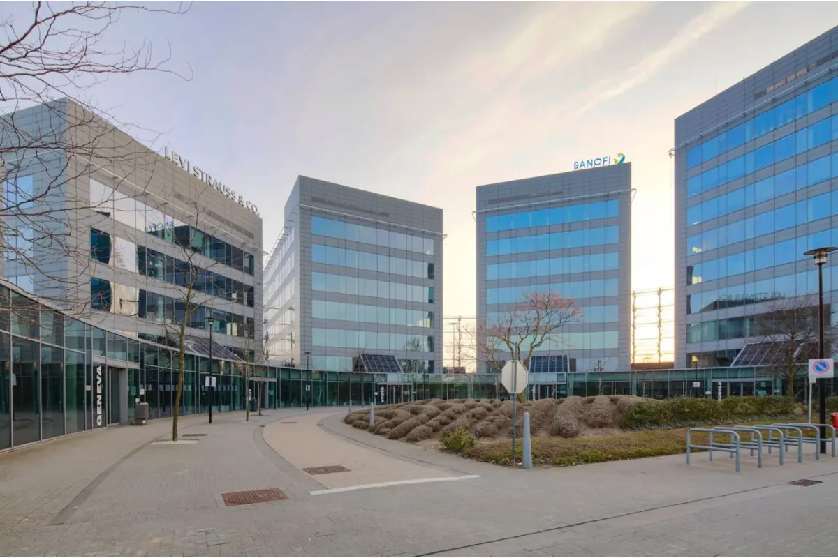 Handelszaak te  huur in Diegem 1831 77850.00€  slaapkamers 6027.00m² - Zoekertje 706862