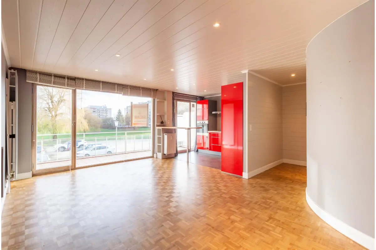 Appartement te  huur in Waver 1300 900.00€ 2 slaapkamers 72.00m² - Zoekertje 707041