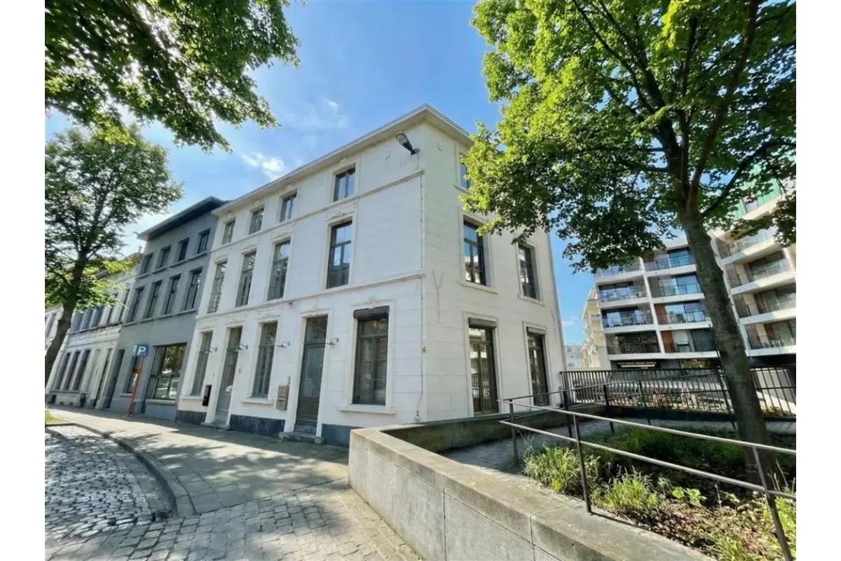 Appartement à louer à Louvain 3000 1280.00€ 1 chambres 107.00m² - Annonce 706947