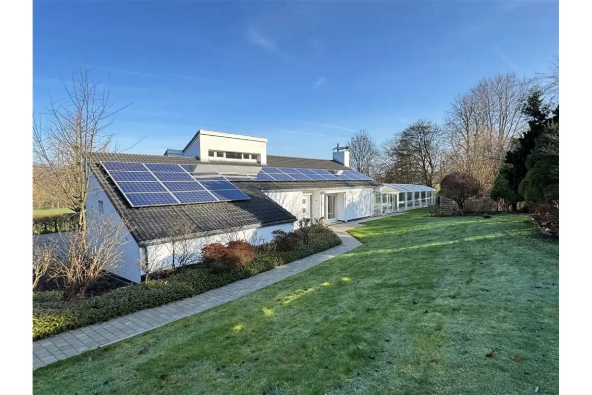 Villa à  à Limelette 1342 830000.00€ 5 chambres 325.00m² - Annonce 707758