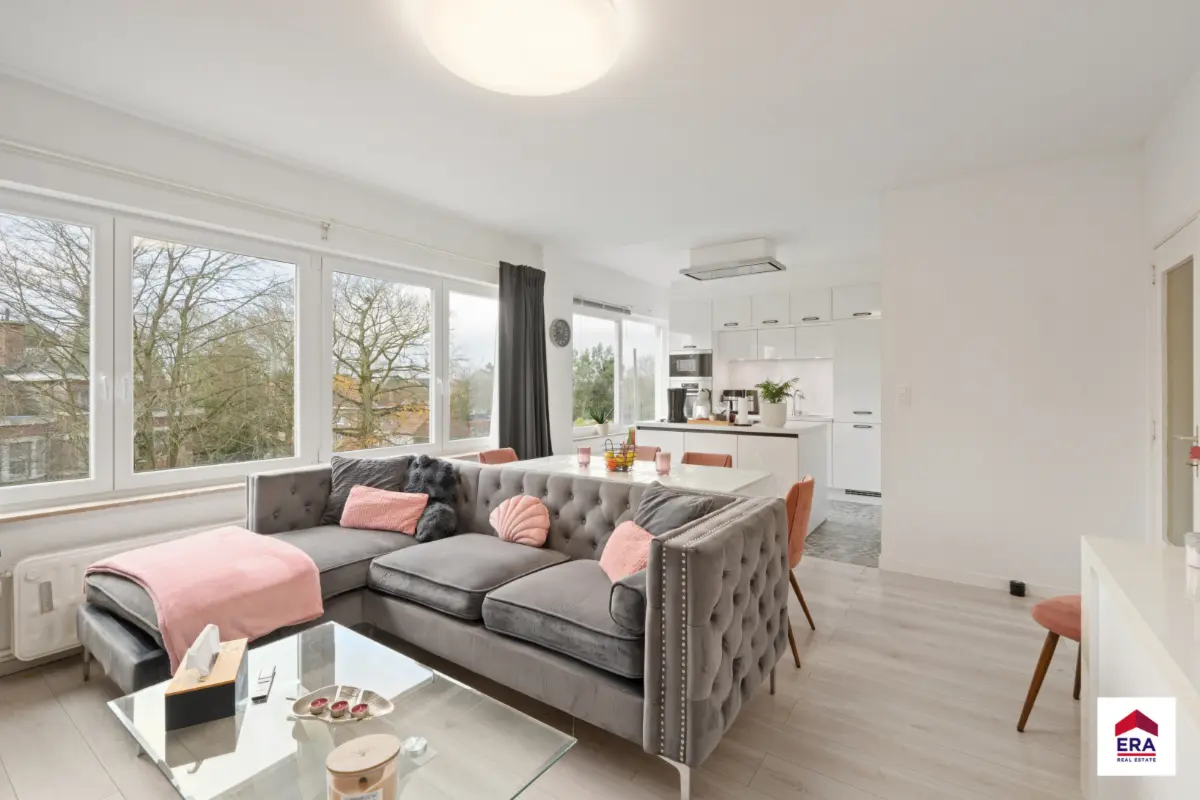 Appartement à vendre à Leeuw-Saint-Pierre 1600 249000.00€ 2 chambres 79.00m² - Annonce 707998