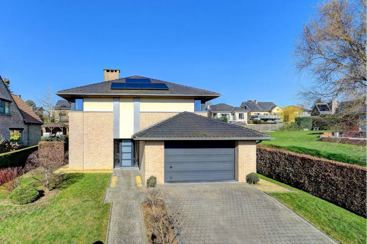 Huis te  koop in Overijse 3090 820000.00€ 3 slaapkamers 245.00m² - Zoekertje 708385