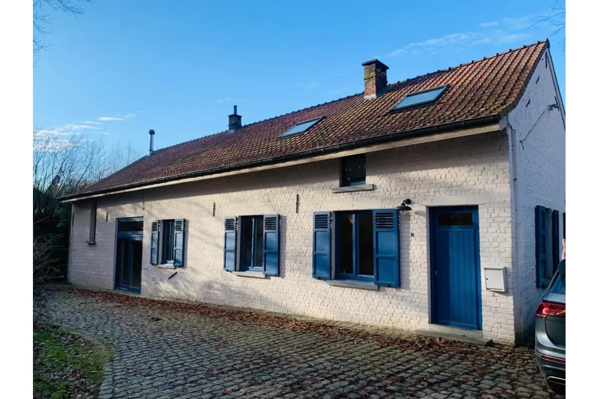Huis te  huur in Eigenbrakel 1420 2250.00€ 3 slaapkamers 265.00m² - Zoekertje 708061