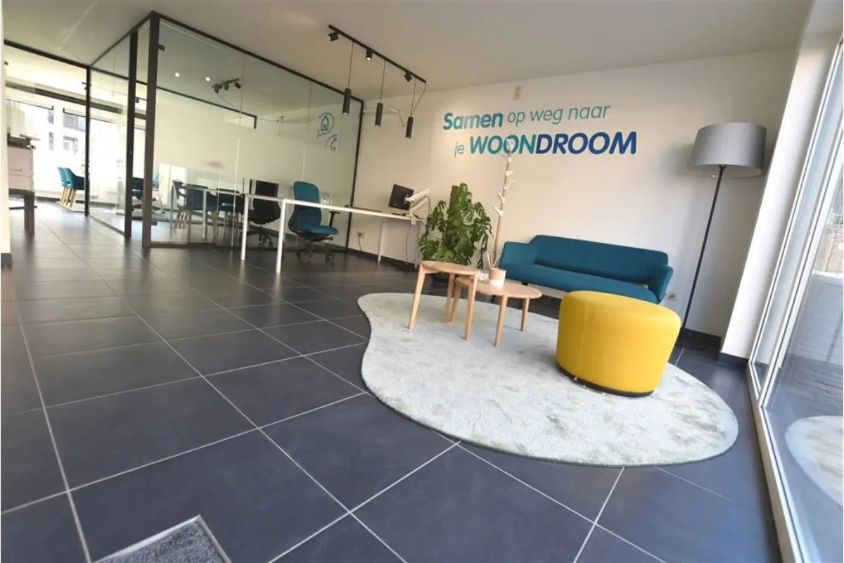 Handelszaak te  huur in Hoeilaart 1560 750.00€  slaapkamers 75.00m² - Zoekertje 710160