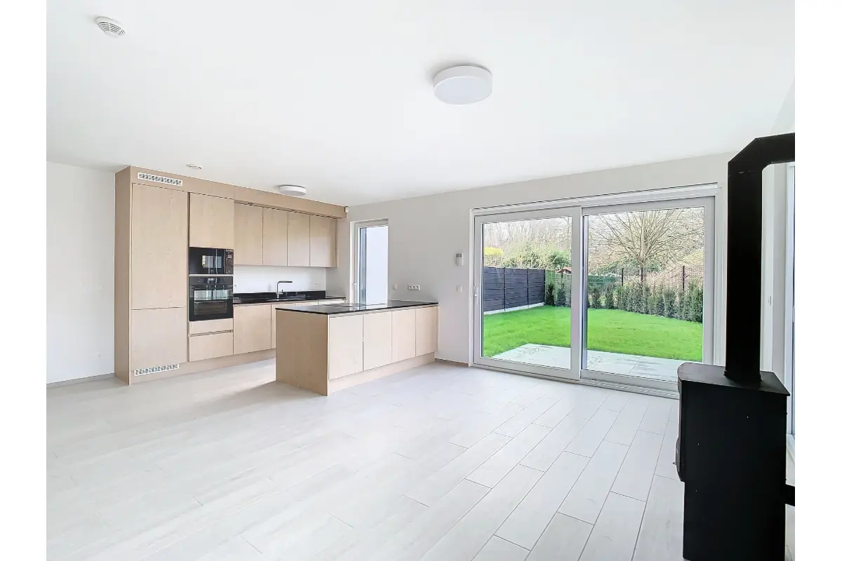 Maison à louer à Drogenbos 1620 3000.00€ 4 chambres m² - Annonce 709651