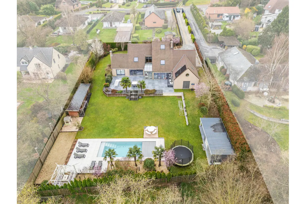 Villa à vendre à Genappe 1470 1195000.00€ 6 chambres 322.00m² - Annonce 709470